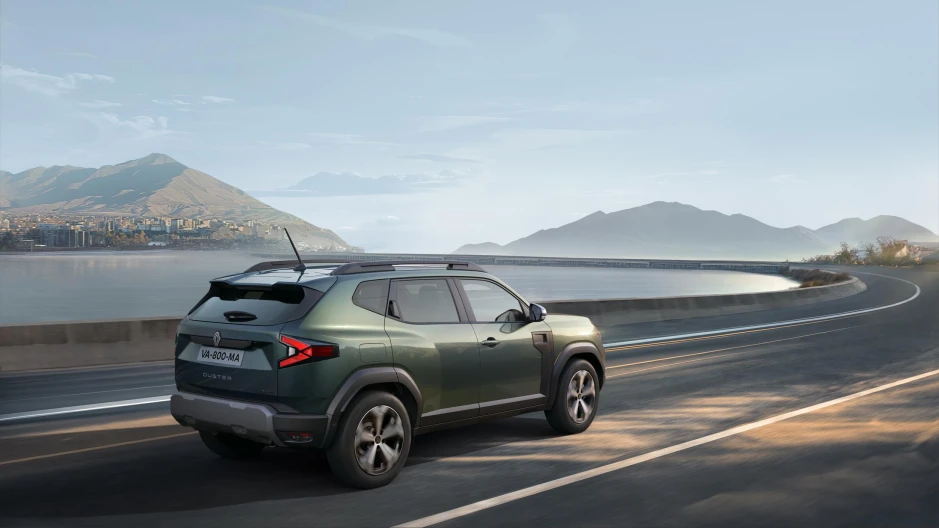 CMH Renault Duster Gallary image